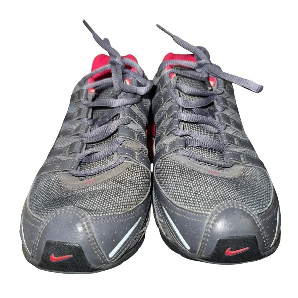 Nike Shox Navina Shoes Womens 9 Pre-Owned Sneakers Grey‎ Pink 392868-060 Cushion